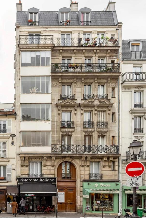 Abbesses - Superbe Appartement Avec Cheminees Paris Exterior photo